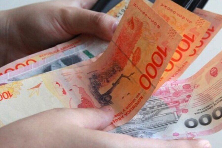 Madres AUH tienen hasta mayo para recibir un bono adicional de $81.000