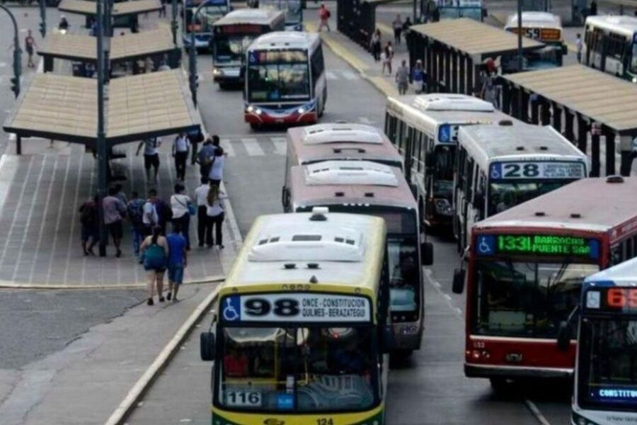 Aumento en el boleto del colectivo: guía para obtener un 55% de descuento