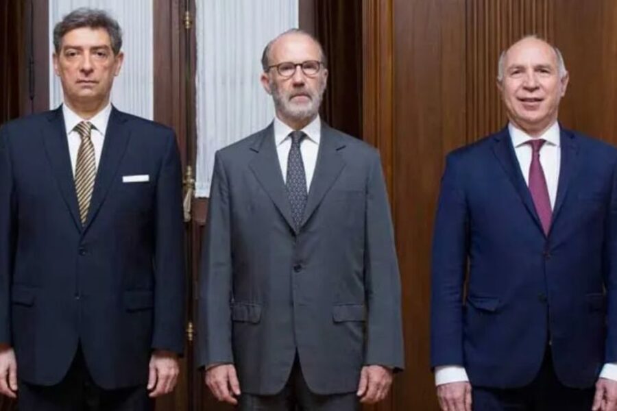 Tras el rechazo de Ficha Limpia, un aliado del Gobierno busca ampliar la Corte Suprema