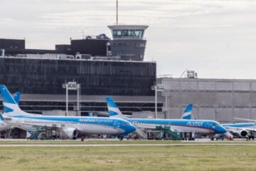 Gobierno desregula código aeronáutico para facilitar apertura a empresas y personal extranjero