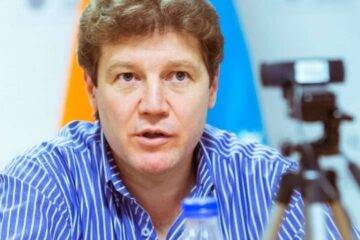 Gobernador de Tierra del Fuego cuestiona reducción de aranceles a celulares