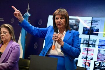 Patricia Bullrich busca frenar la fuga de diputados del PRO hacia LLA para mantener la cohesión del bloque
