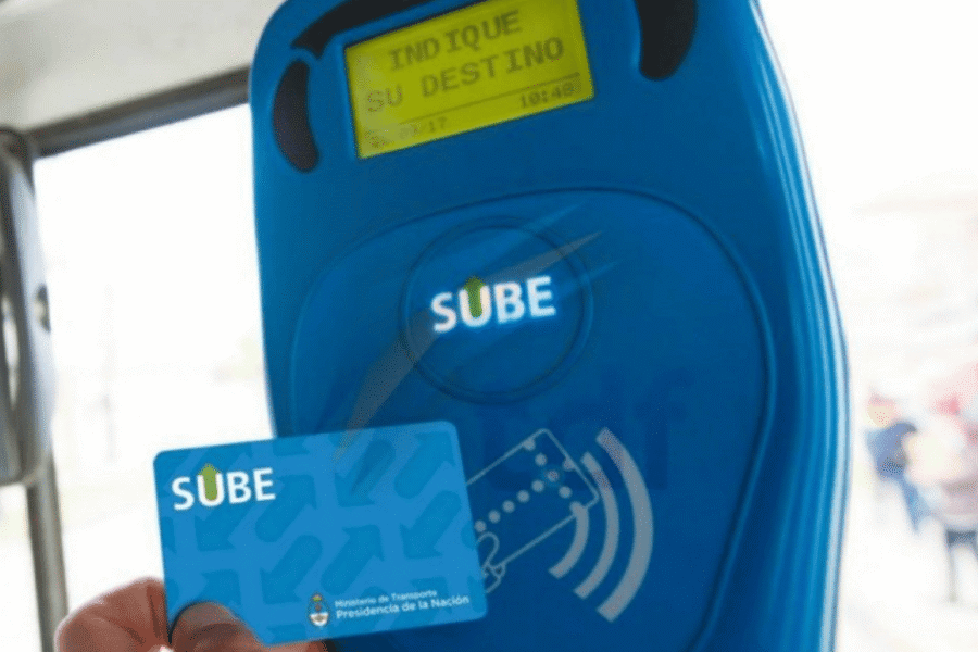 Viajes en colectivo a mitad de precio para jubilados: cómo realizar el trámite