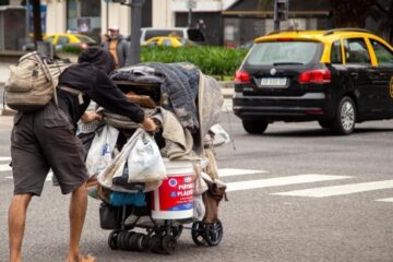 La canasta básica disminuye más que el IPC y se prevé una reducción en la pobreza