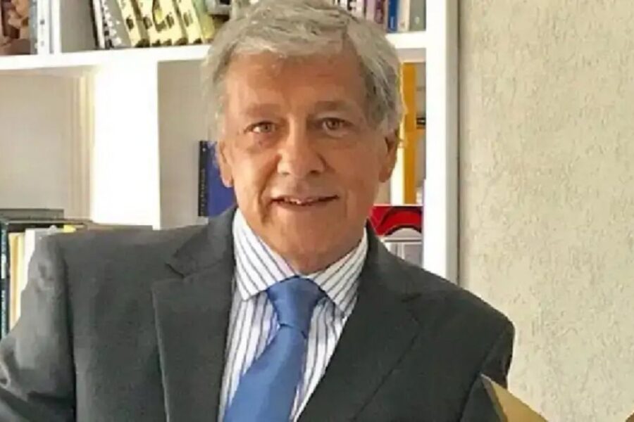 Eduardo Reina afirma que Milei busca eliminar por completo a Macri