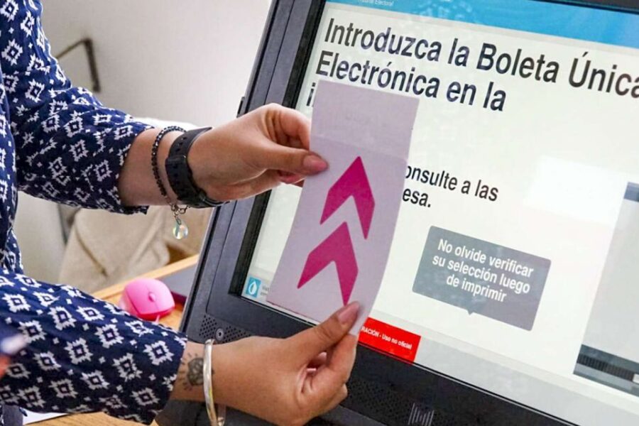 La adopción del voto electrónico en Brasil, Venezuela e India: razones y beneficios