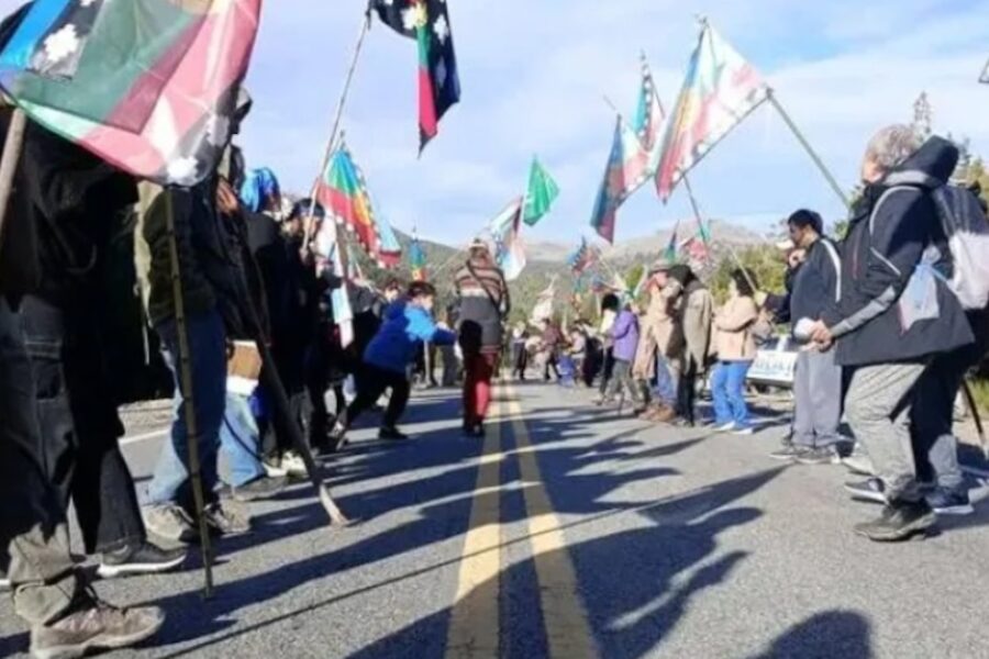 Comunidad mapuche busca frenar desalojo de predio usurpado desde 2011 tras cortar Ruta Nacional 40 y generar polémica