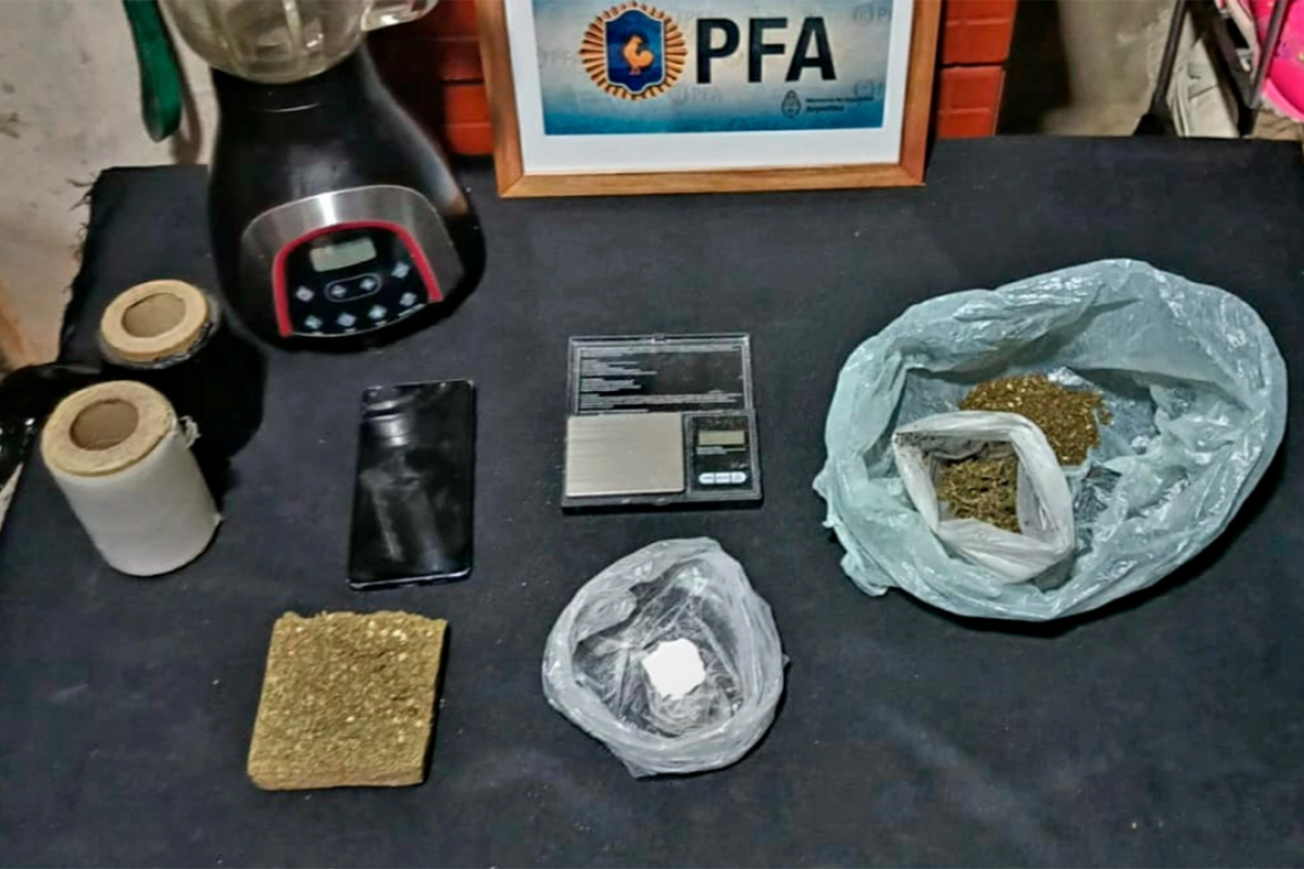Allanamiento en Paraná: la Federal captura a cuatro personas y confisca drogas en importante operación