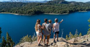 Gobierno establece bases del Sistema Argentino de Calidad Turística para mejorar el sector y promover el país como destino