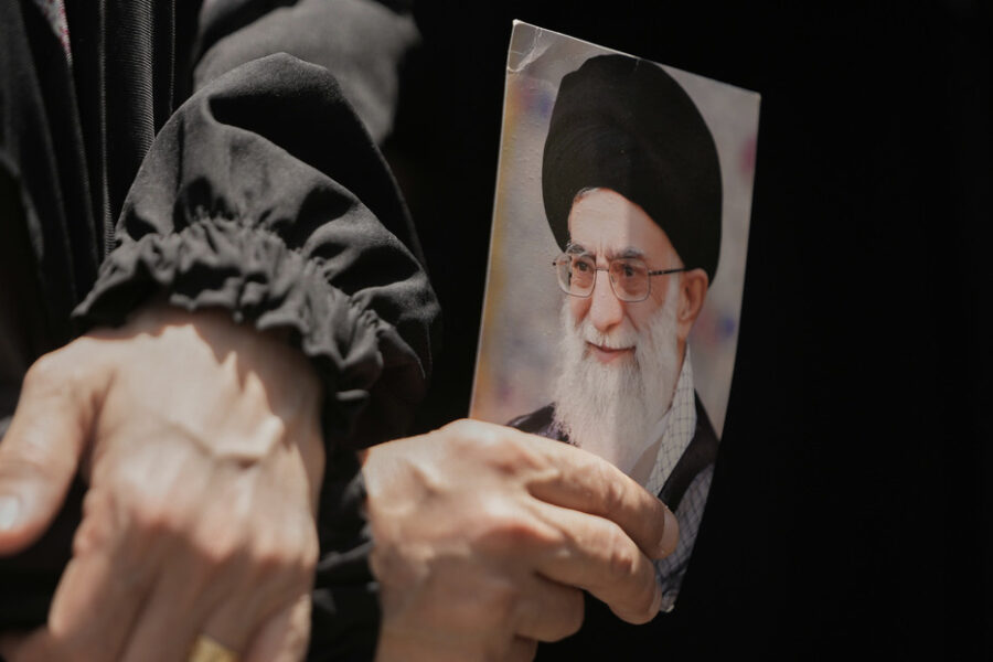 Israel reconoce intento de asesinato del líder supremo de Irán y la tensión en el Medio Oriente aumenta