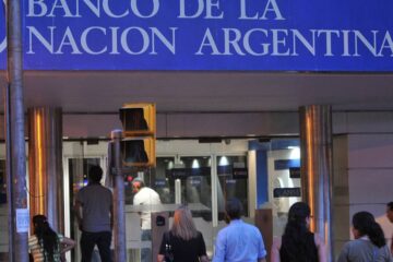 Banco Nación cierra y fusiona sucursales para reducir costos, eliminará 60 filiales y apuesta por canales digitales