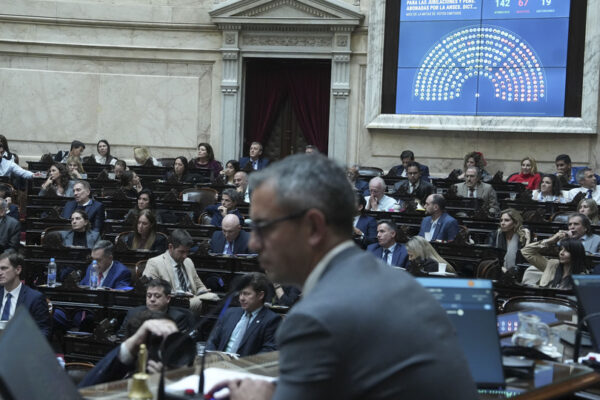 Diputados dio media sanción al aumento de las jubilaciones, a la moratoria y la emergencia en discapacidad