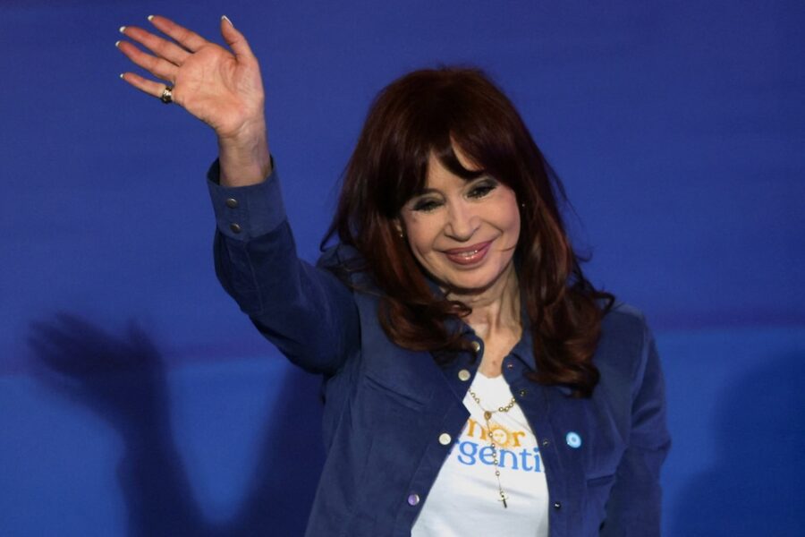 CFK y el esquema de candidaturas para fortalecer la negociación con Kicillof en municipios clave para la legislatura