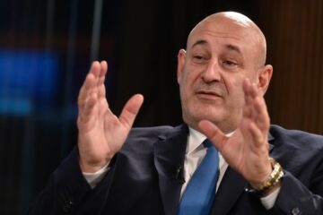 Cúneo critica a Máximo Kirchner en el PJ: “Es una mochila de plomo” y pide más participación de las bases