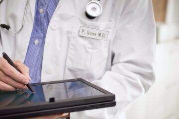 Gobierno refuerza controles y da de baja dos obras sociales por irregularidades, sumando cinco liquidaciones en una semana