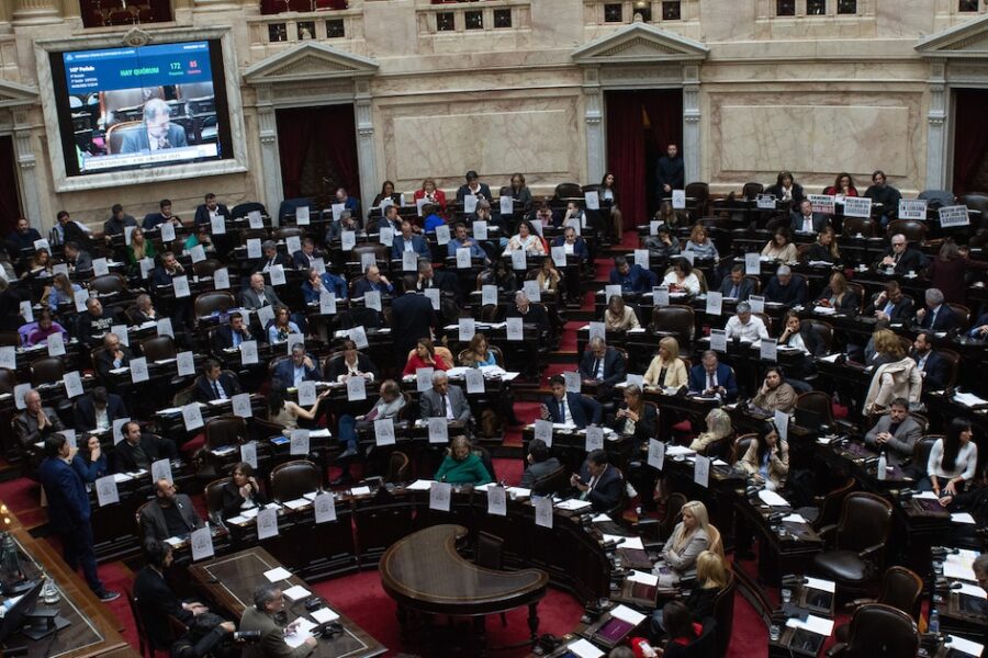 Uno por uno, cómo votó cada diputado el aumento de las jubilaciones