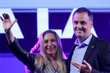 Karina Milei planea mantener su influencia en comunicación tras la renuncia de Manuel Adorni al Ejecutivo en diciembre