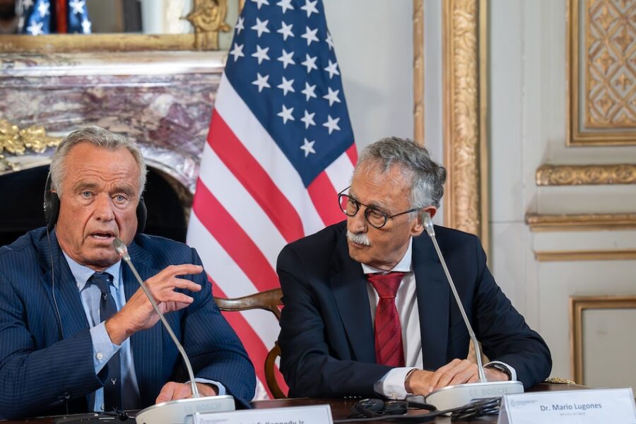 Gobierno crea comisión ad honorem para modernizar organismos de salud y mejorar su funcionamiento en el Ministerio