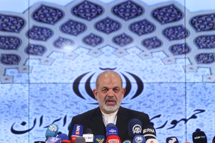 Ahmad Vahidi, líder militar iraní prófugo en Argentina por su papel en la voladura de la AMIA en 1994