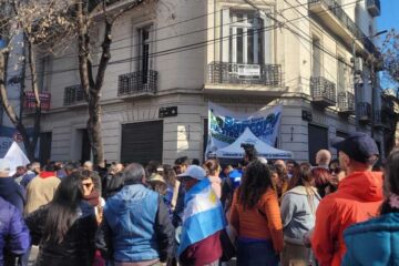 Cristina Kirchner podría cumplir arresto domiciliario; el Tribunal tomará la decisión final sobre su situación.