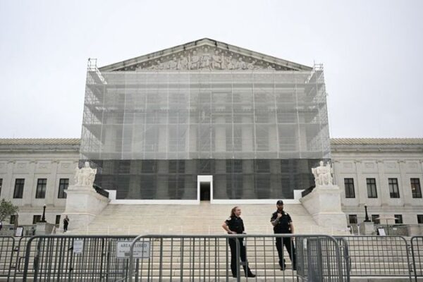 Corte Suprema restringe el poder de los jueces para detener acciones de Trump en nuevos fallos judiciales