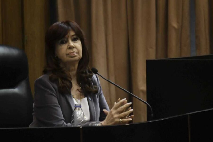 Cristina Kirchner intensifica su actividad política a la espera de la decisión de la Corte Suprema