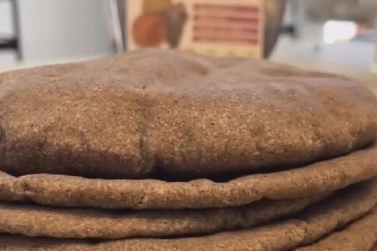 La harina de vino de Colonia Caroya se presenta por primera vez en una importante feria de alimentos