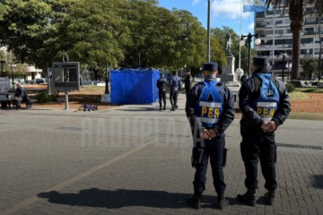 Una persona en situación de calle pierde la vida en la Plaza 1° de Mayo de Paraná.