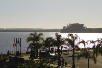 El gobierno responde las críticas de la Cámara de Turismo