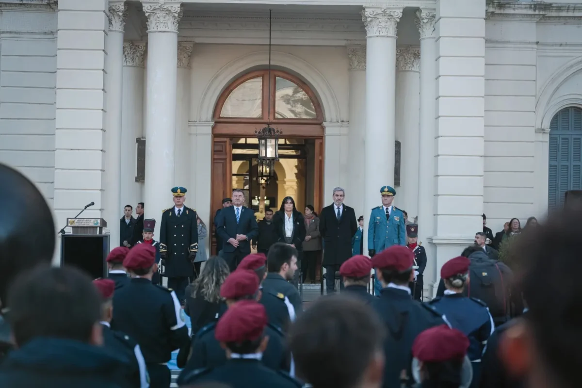 Día de la Bandera: Aluani encabezó el acto y los mensajes de dirigentes entrerrianos