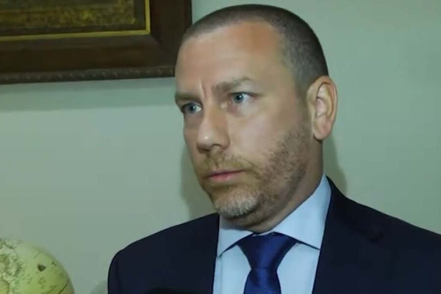 Consejo de la Magistratura destituye a alto funcionario por aumentar su propio sueldo