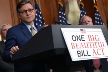 Ley de política nacional de Trump generaría un aumento del déficit de 2,4 billones de dólares en EE. UU.