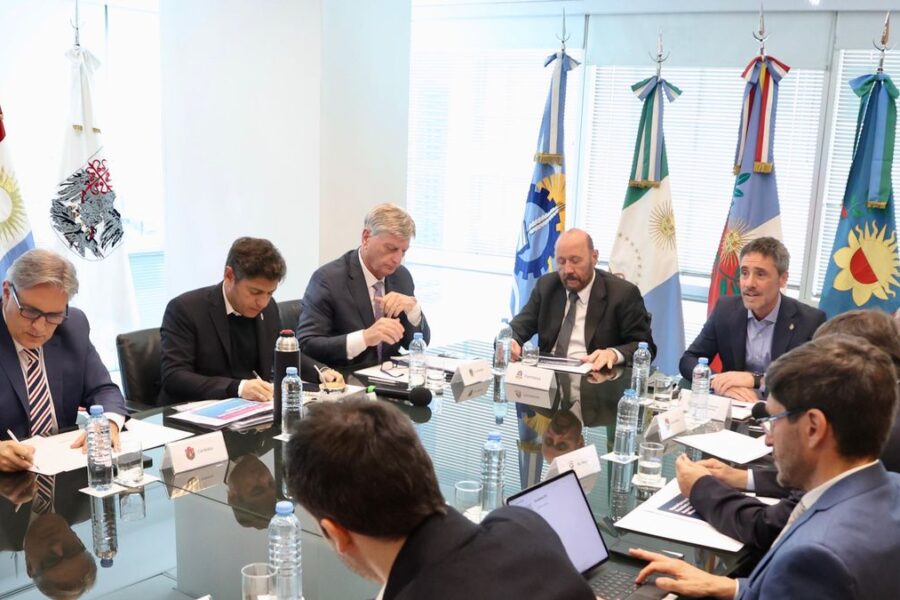 Más gobernadores se suman al acuerdo con Nación por los “dólares del colchón”