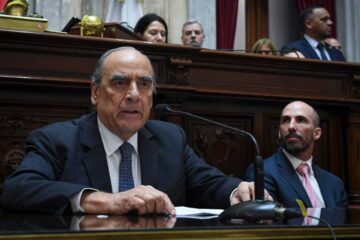 Guillermo Francos asegura que no habrá recortes drásticos en provincias: “La motosierra quedó en la Nación”
