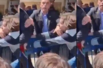 Manifestantes palestinos intentan agredir a Javier Milei en Jerusalén, pero son controlados por las autoridades.