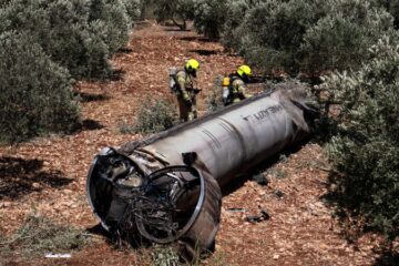 Funcionarios europeos e iraníes reinician el diálogo diplomático en el contexto del conflicto actual