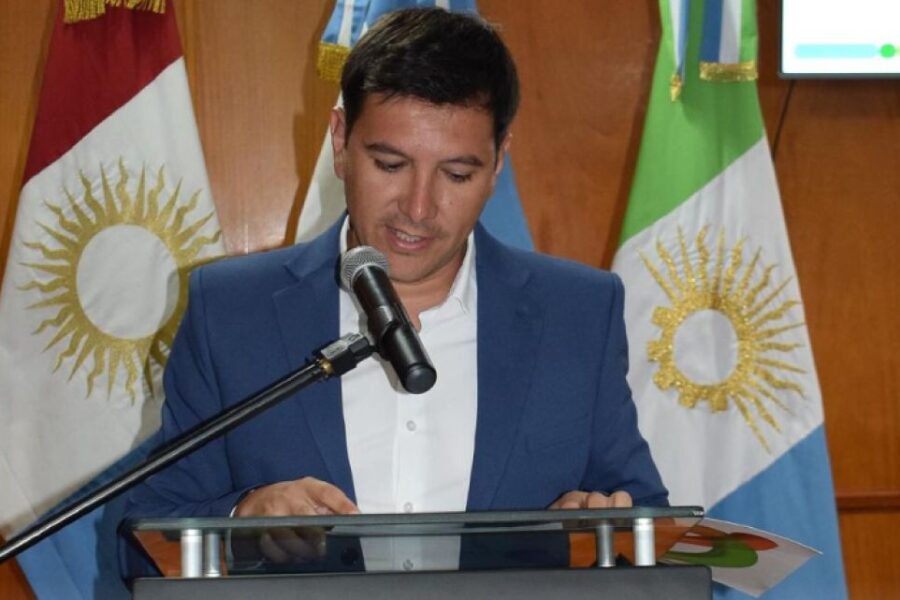 Intendente cordobés critica a vecinos por arrojar basura en espacios públicos y los llama “pelotudos”