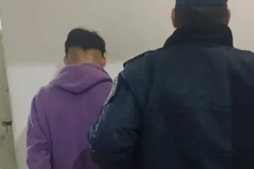 padre asfixia accidentalmente a su bebé en medio de una pelea de pareja en Santa Elena