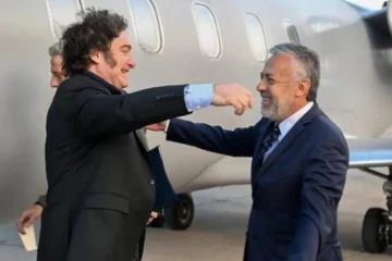 El Gobierno abre negociaciones electorales con los gobernadores aliados