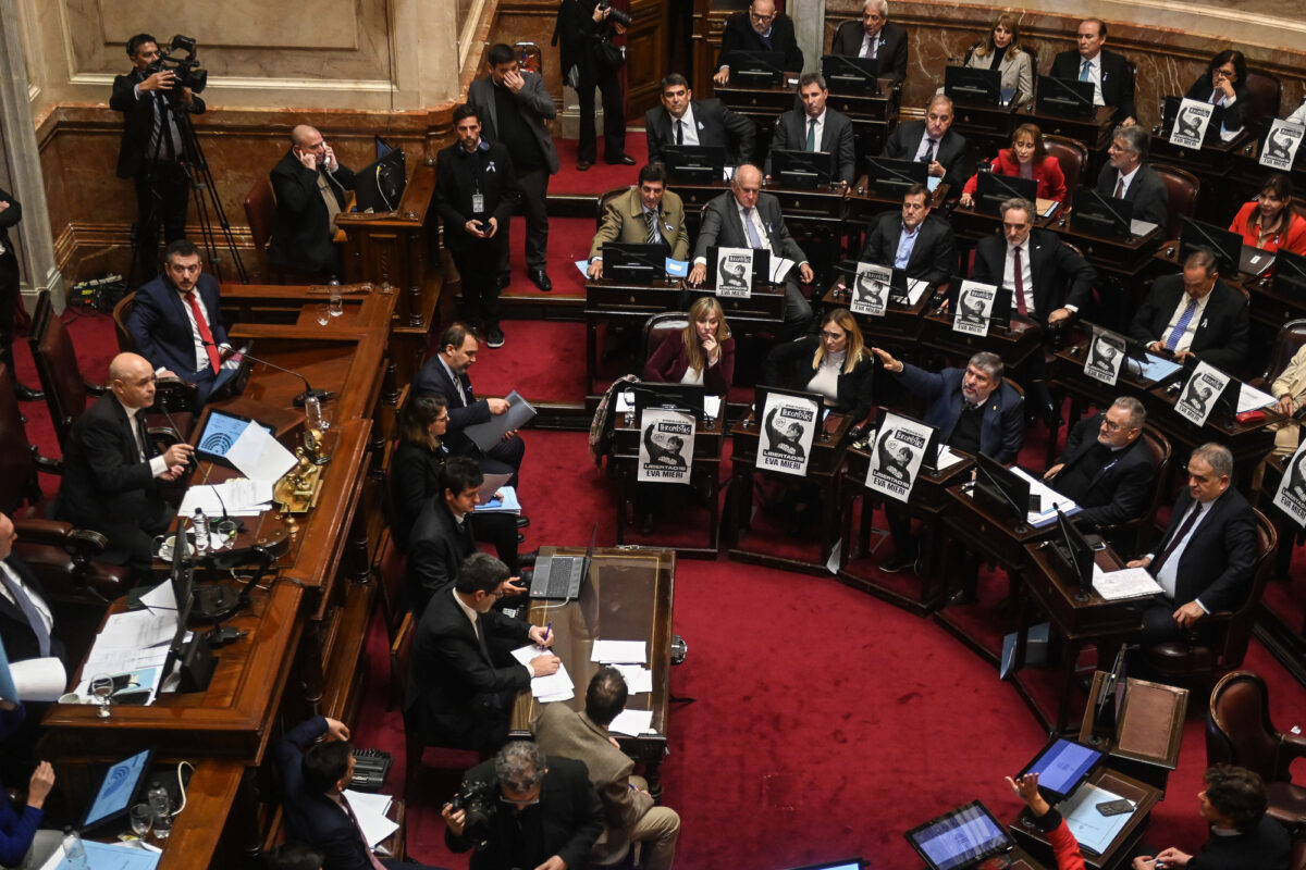 Los gobernadores fueron a fondo en el Senado y obligan al Gobierno a negociar para proteger el superávit