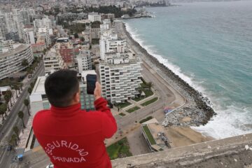 Chile evacua a más de un millón de personas de la costa tras el TERREMOTO en Rusia por riesgo de TSUNAMI