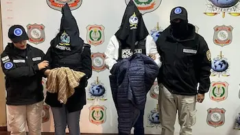 Así fue el traslado de Kueider: se entregó a Interpol en Asunción y quedó detenido a la espera de la extradición
