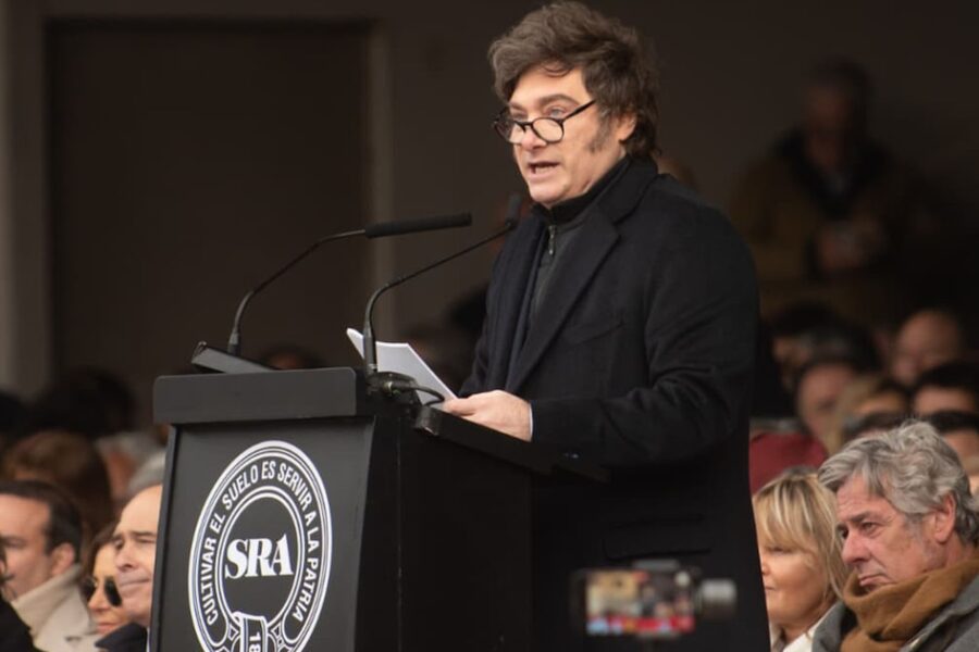 Gobierno mejora valor del dólar al campo con baja de retenciones, sin necesidad de devaluación ni gran impacto fiscal