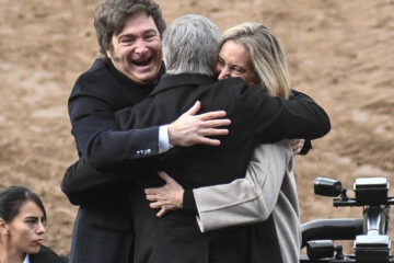 El Gobierno intenta asegurar el blindaje a los vetos de jubilaciones y discapacidad, pero el cierre de alianzas lo complica