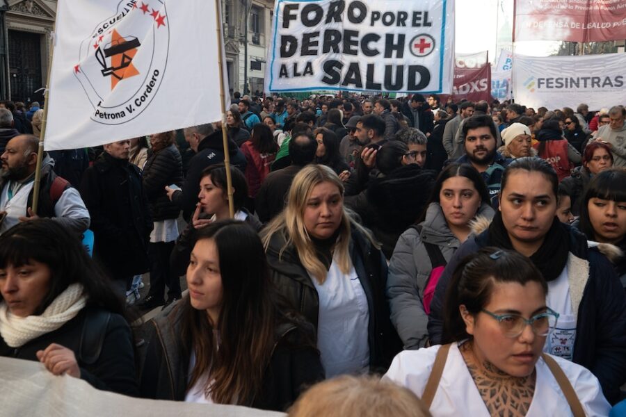 UBA se opone a cambios en residencias y apoya a profesionales del Hospital Garrahan por riesgos en la salud pública