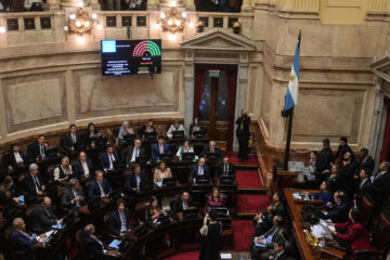 Gobernadores y oposición van por todo en el Senado: aprobarían los proyectos que complican a Milei