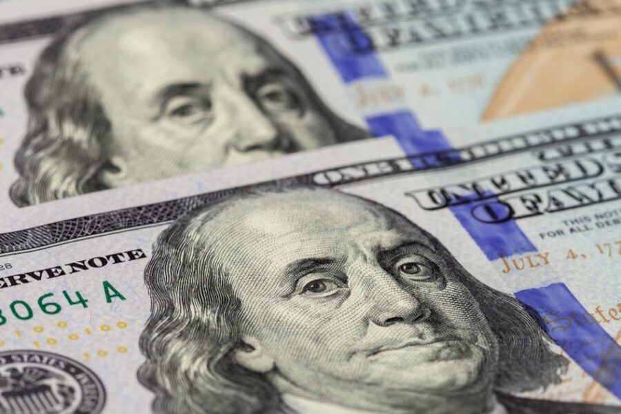 Dólar hoy: cotizaciones minuto a minuto del 29 de julio, con el billete al público a $1,305 y el blue a $1,320