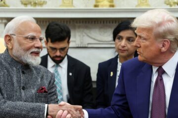 Trump mantiene negociaciones con India a pesar de la advertencia de aranceles del 25% en productos importados