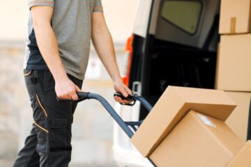 Compras vía courier: cuánto creció el negocio en la Argentina y cómo impacta la apertura comercial