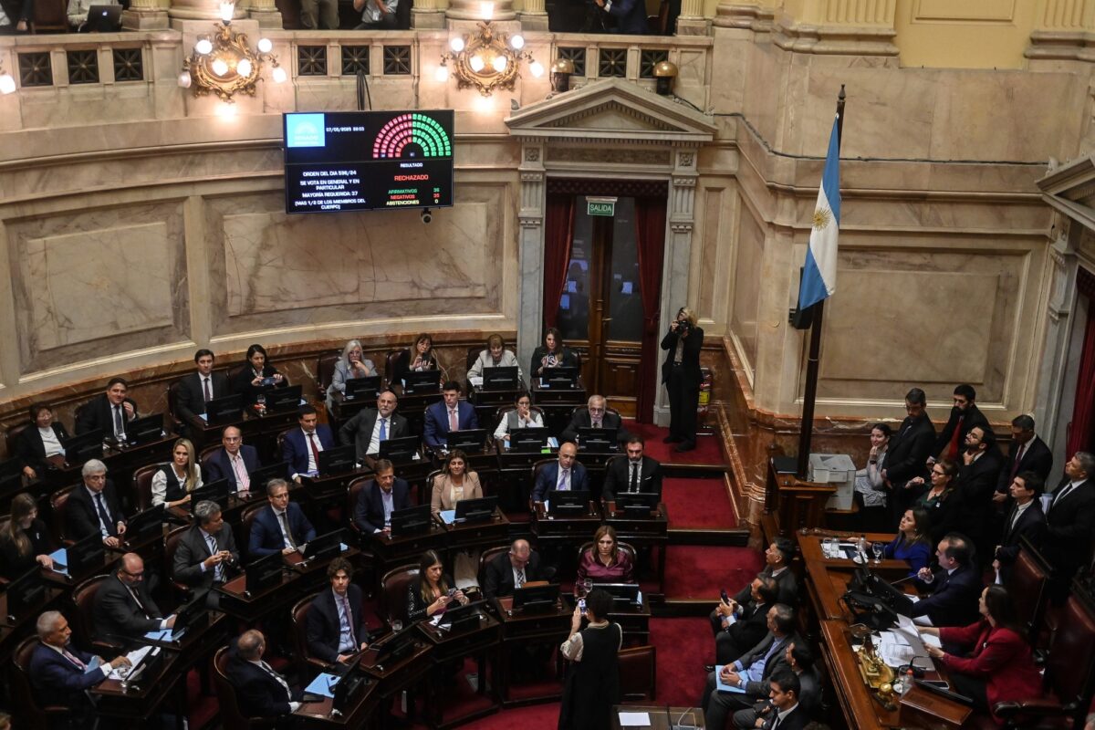 A 9 días del cierre de alianzas, la Casa Rosada avanza con el plan para duplicar sus senadores